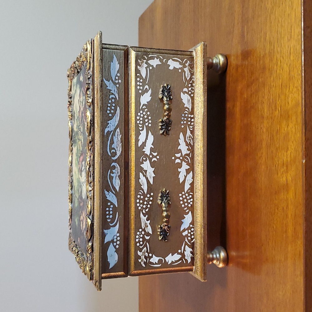 Vintage Jewelry Music Box Guilded Wood Japan - Picture 3 of 9